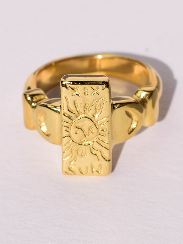 The Sun tarot card ring