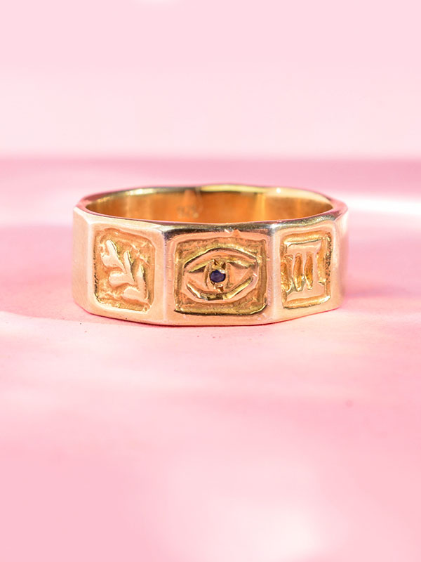 sapphire gold band ring