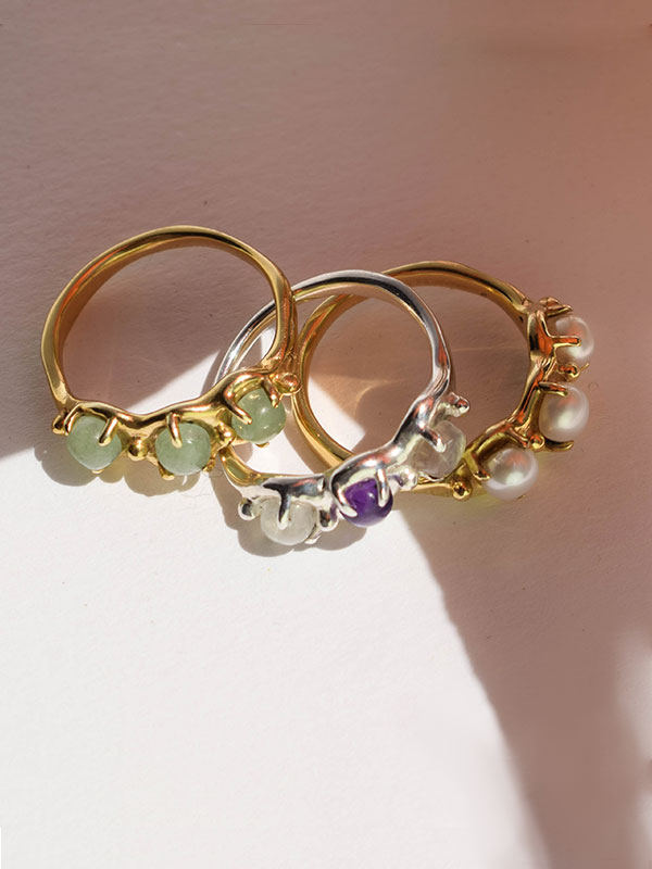 Simple ring with stones