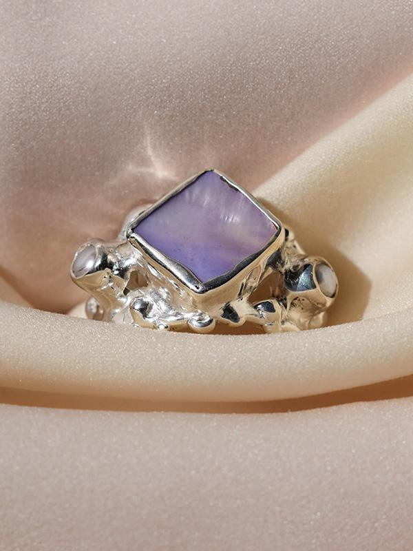 Chunky ring with stones